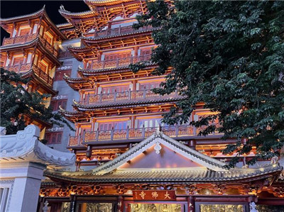 奢华享受，尽在上海华新镇全套会所